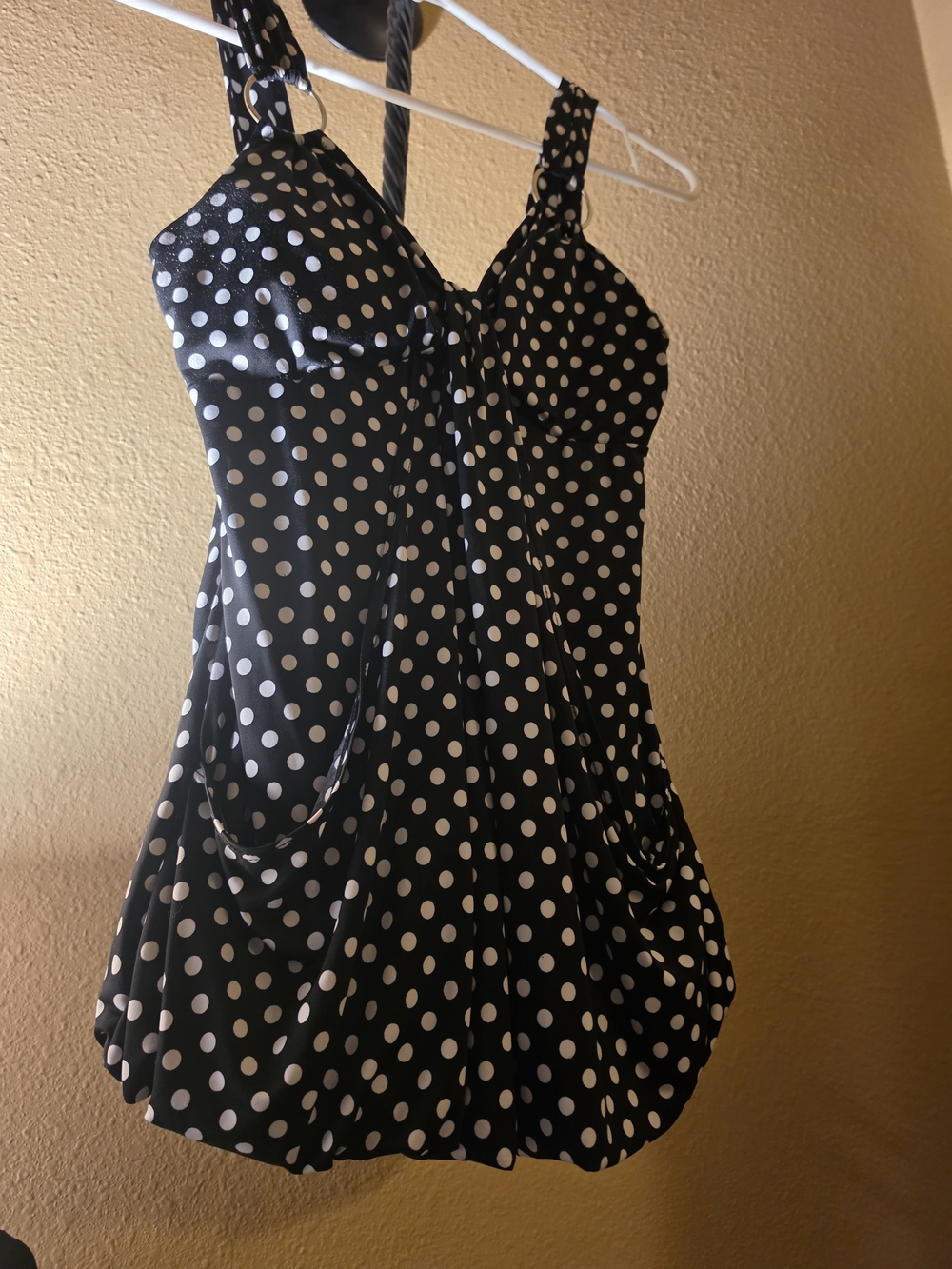Annabelle Swimdress Top is a stylish one-piece swimwear Vintage Style Size M